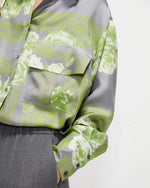 Load image into Gallery viewer, silk garden print shirt
