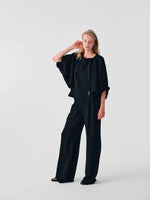 Carregar imagem no visualizador da galeria, black Short jacket
