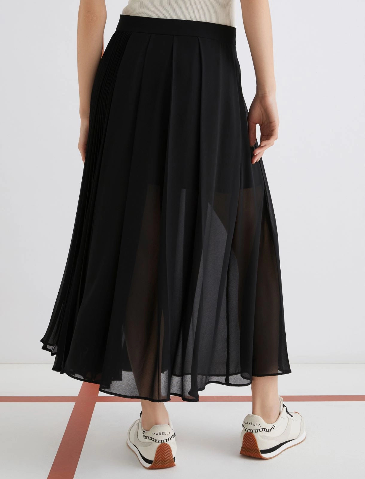 black plissé-pleated georgette skirt