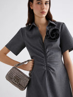 Carregar imagem no visualizador da galeria, silver Le Muse small woven bag
