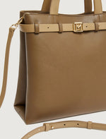 Carregar imagem no visualizador da galeria, kaki vertical tote bag
