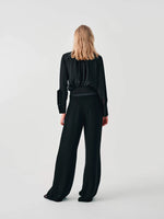 Carregar imagem no visualizador da galeria, black silk blend shirt
