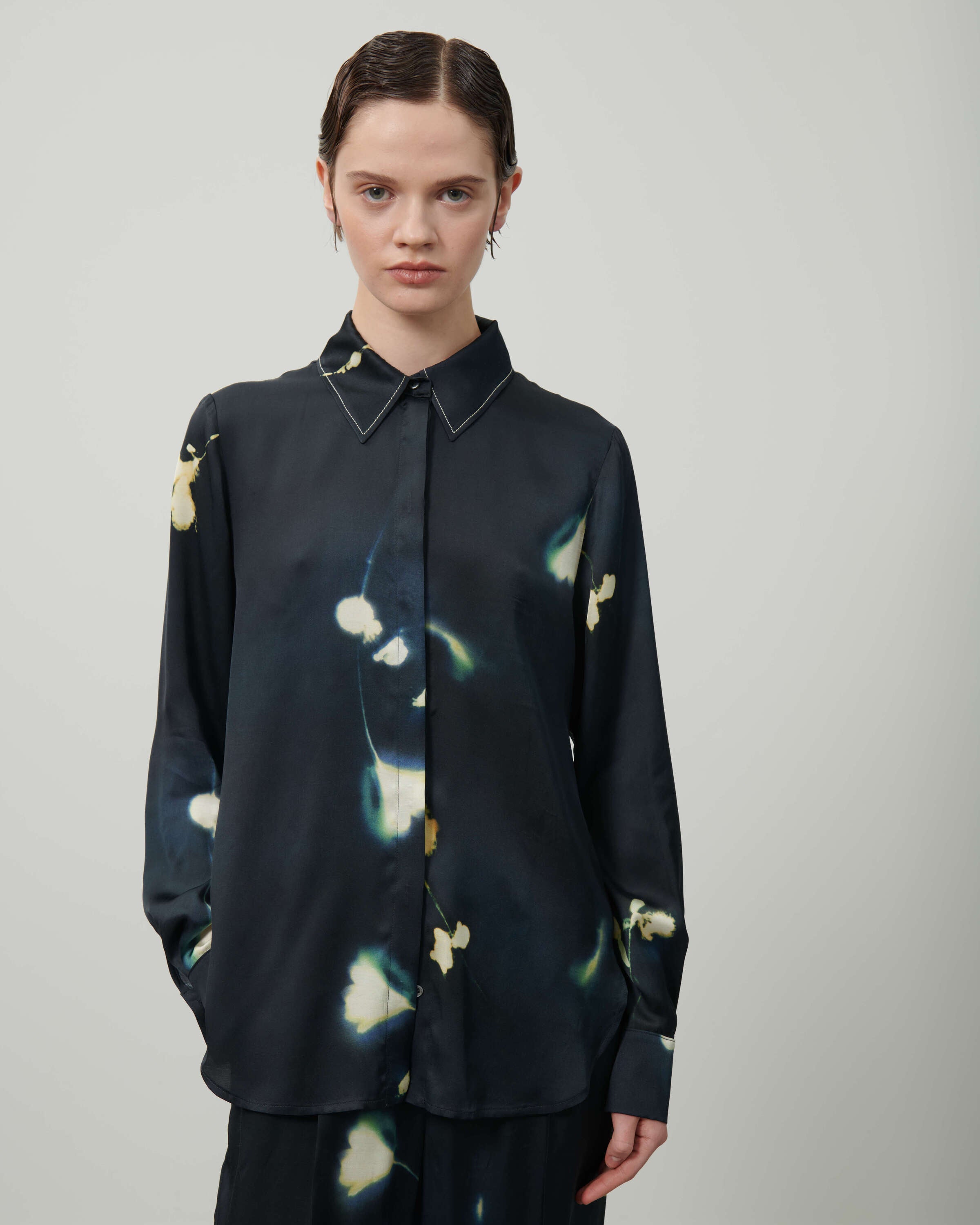 dark sapphire printed viscose shirt