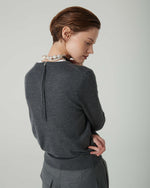 Carregar imagem no visualizador da galeria, deep grey sweater with zip on the back
