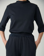 Carregar imagem no visualizador da galeria, dark sapphire trousers with satin belt
