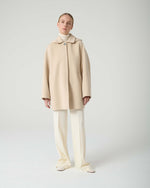 Carregar imagem no visualizador da galeria, seed pearl short double coat with hood
