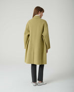 Carregar imagem no visualizador da galeria, apple kiwi mackintoch double coat
