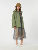 Load image into Gallery viewer, olive green Water-repellent fabric windbreaker
