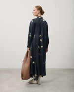 Carregar imagem no visualizador da galeria, dark sapphire printed viscose dress
