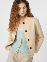 Carregar imagem no visualizador da galeria, ivory wool shirt jacket
