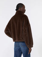 Carregar imagem no visualizador da galeria, brown fluffly short jacket
