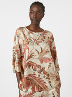 Carregar imagem no visualizador da galeria, printed silk twill blouse

