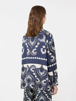 Carregar imagem no visualizador da galeria, navy Printed silk patchwork shirt
