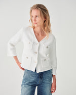 Carregar imagem no visualizador da galeria, white cropped knit jacket
