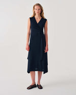Carregar imagem no visualizador da galeria, inkling sleeveless dress
