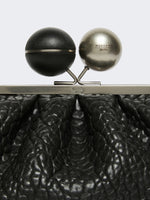 Carregar imagem no visualizador da galeria, black Medium nappa leather
