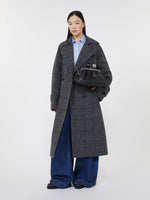 Carregar imagem no visualizador da galeria, black Medium nappa leather
