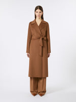 Carregar imagem no visualizador da galeria, hazelnut wool, cashmere &amp; silk coat
