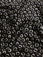 Carregar imagem no visualizador da galeria, black Printed silk scarf
