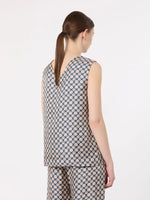 Carregar imagem no visualizador da galeria, navy Printed silk top
