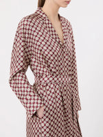 Carregar imagem no visualizador da galeria, bordeuax Printed silk midi shirt dress
