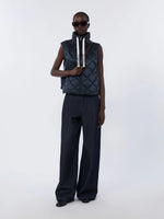 Load image into Gallery viewer, Padded water-repellent nylon canvas gilet - Midnightblue

