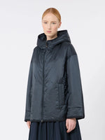 Carregar imagem no visualizador da galeria, midnight blue oversized padded jacket
