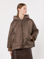 Carregar imagem no visualizador da galeria, brown hooded jacket in water-repellent canvas
