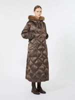 Carregar imagem no visualizador da galeria, brown Long puffer
