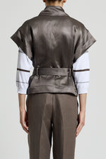 Load image into Gallery viewer, brown bark woman waistcoat
