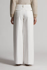 Carregar imagem no visualizador da galeria, natural white denim pants
