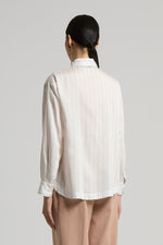 Carregar imagem no visualizador da galeria, Mars Soil Beige woman shirt
