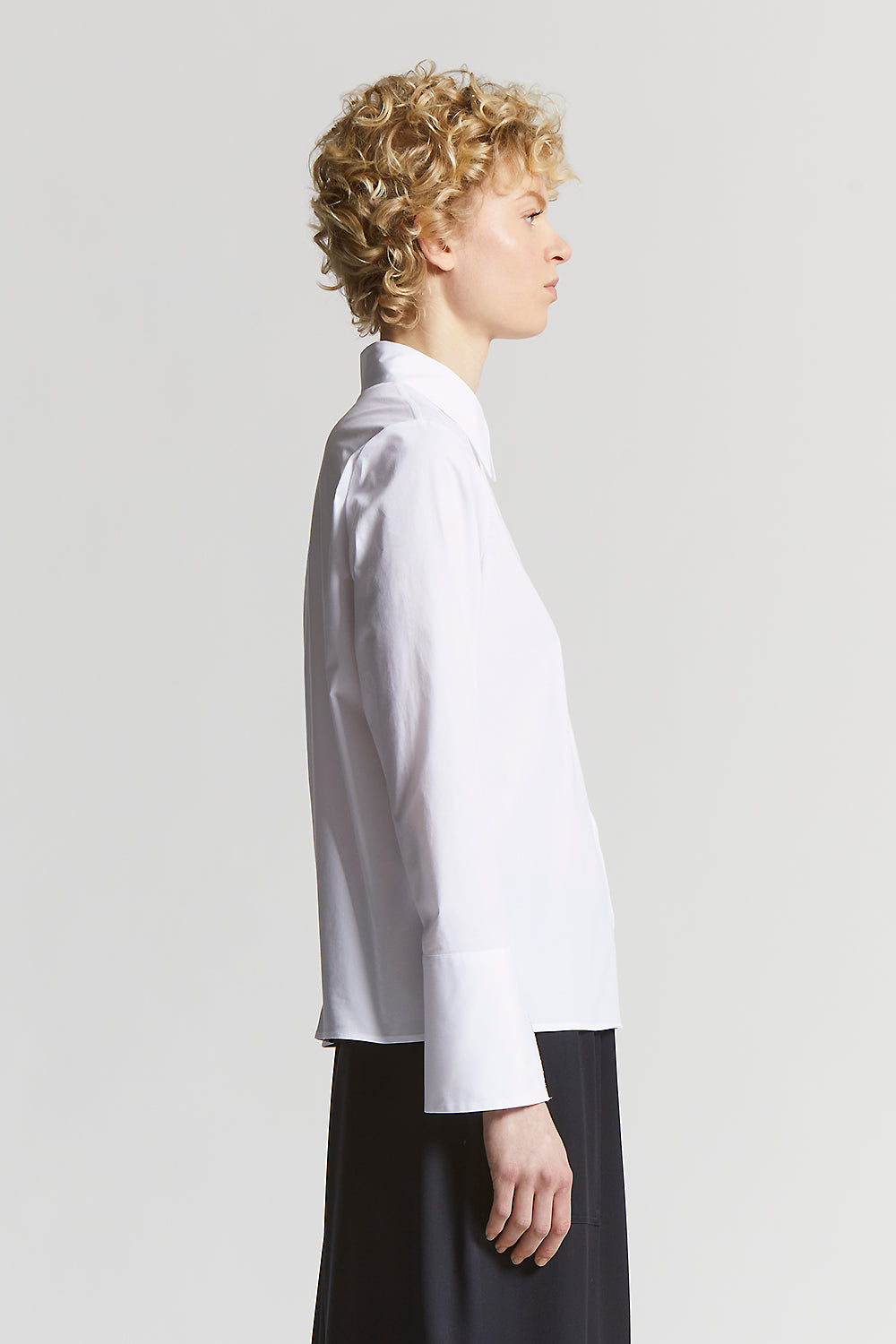 flash white woman shirt