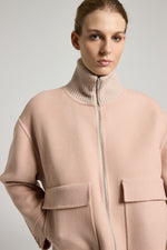 Load image into Gallery viewer, beige Bi-material jacket with double process
