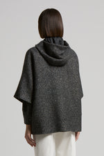 Carregar imagem no visualizador da galeria, Eclipse Gray Coat with hood
