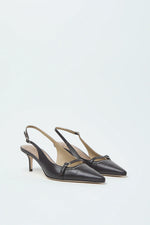 Load image into Gallery viewer, Leather sling-backs with Punto Luce detailing
