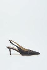 Load image into Gallery viewer, Leather sling-backs with Punto Luce detailing
