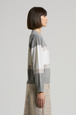Carregar imagem no visualizador da galeria, mercury gray Knitted sweater
