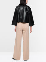 Carregar imagem no visualizador da galeria, black lamb nappa jacket
