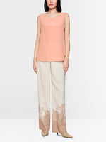Carregar imagem no visualizador da galeria, peach beige silk top
