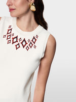 Carregar imagem no visualizador da galeria, off-white knitted top
