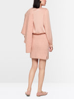 Carregar imagem no visualizador da galeria, peach beige mini skirt
