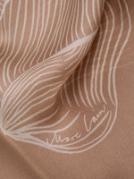 Carregar imagem no visualizador da galeria, Silk scarf with subtle floral print
