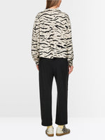 Carregar imagem no visualizador da galeria, black ‘Rethink Together’ WUXI trousers
