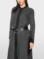 Load image into Gallery viewer, black &amp; white midi dress
