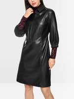 Carregar imagem no visualizador da galeria, new black leather dress
