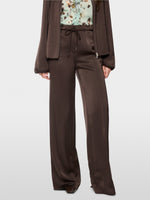 Load image into Gallery viewer, seal brown WARRI trousers
