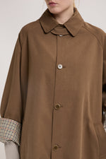 Carregar imagem no visualizador da galeria, oversized marrone coat
