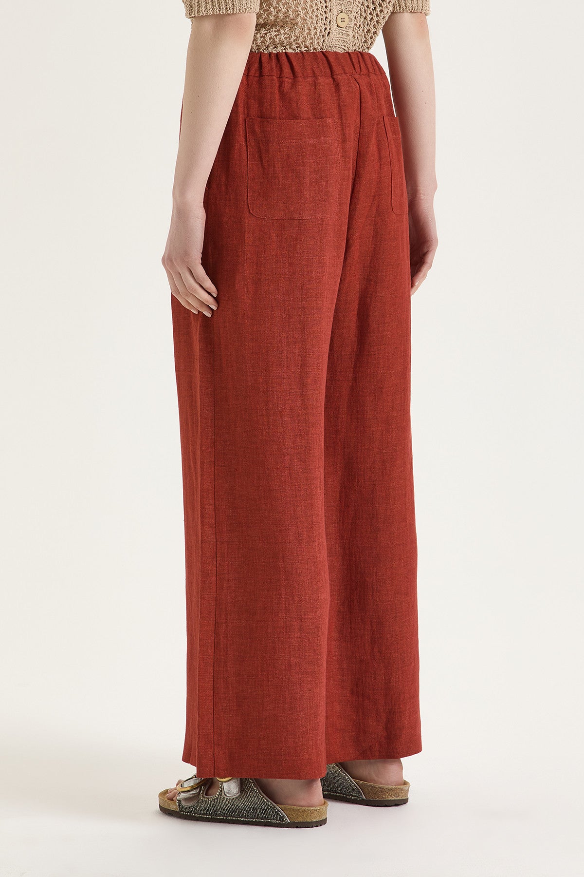 red linen trousers