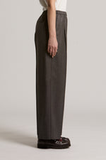 Load image into Gallery viewer, deep brown Pants with elastic waistband
